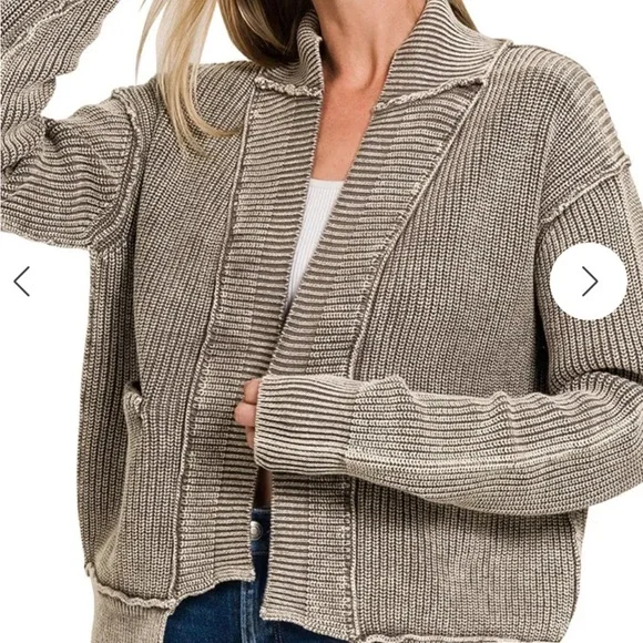 Stylish Women's Ribbed Cardigan in Mocha - Picture 2 of 2